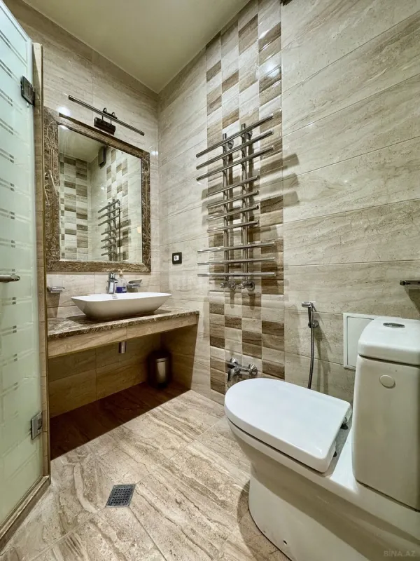 Satılır 2 otaqlı mənzil 62 m²