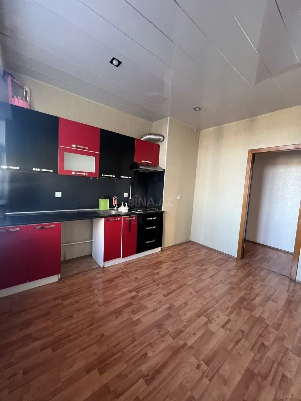 Kirayə verilir 2 otaqlı mənzil 85 m²