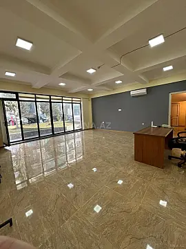 Kirayə verilir 1 otaqlı ofis 42 m²