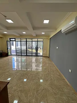 Kirayə verilir 1 otaqlı ofis 42 m²