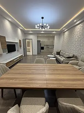 Satılır 2 otaqlı mənzil 91 m²