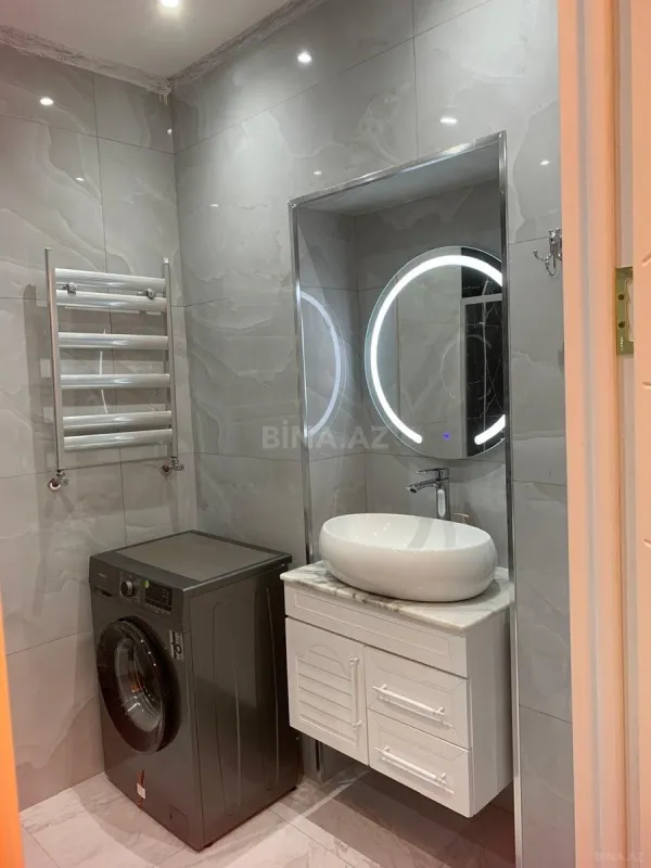 Satılır 2 otaqlı mənzil 67 m²