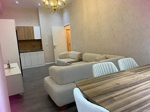 Satılır 2 otaqlı mənzil 67 m²
