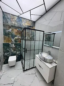 Satılır 2 otaqlı mənzil 92 m²