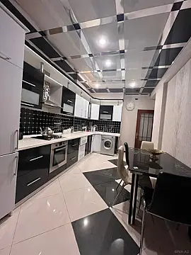 Kirayə verilir 3 otaqlı mənzil 150 m²