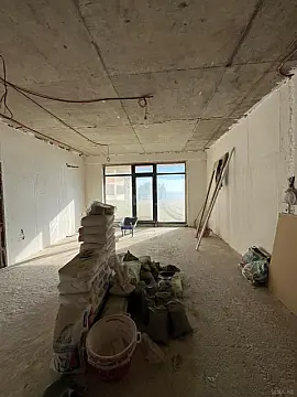 Satılır 4 otaqlı mənzil 189 m²