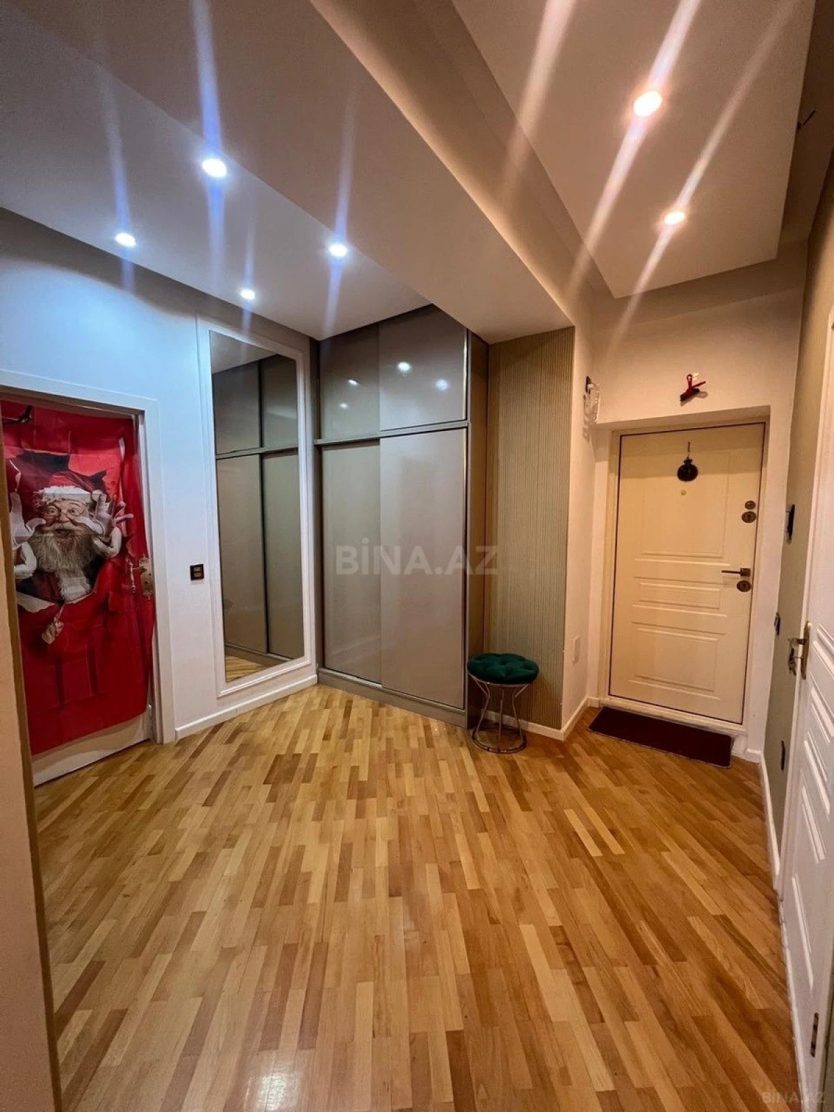 Satılır 3 otaqlı mənzil 100 m²