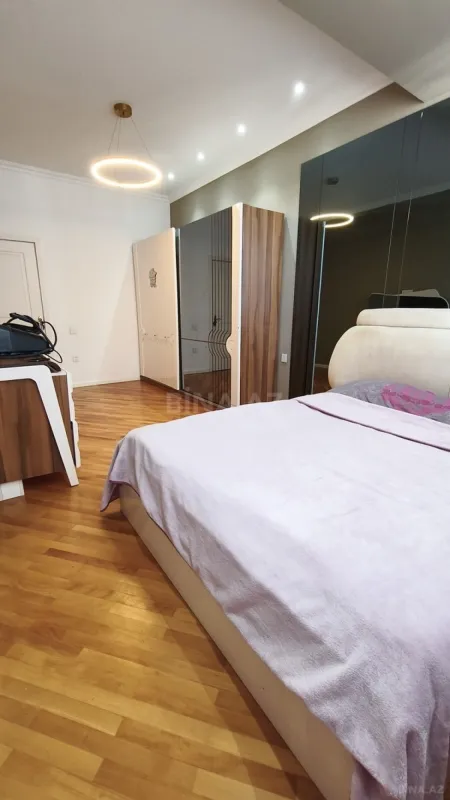 Satılır 3 otaqlı mənzil 100 m²