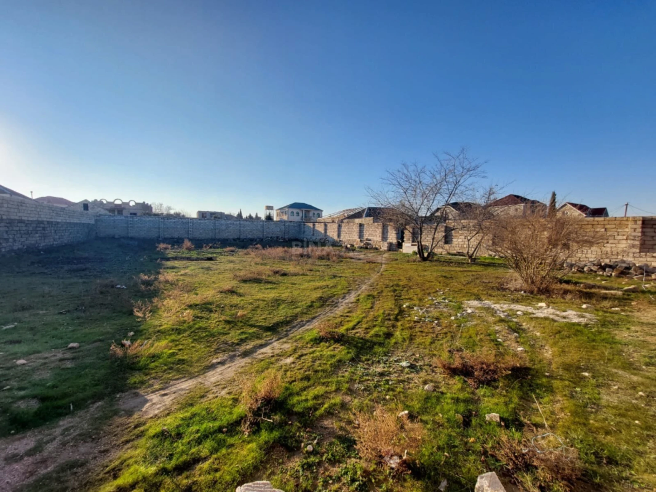 Satılır torpaq sahəsi 10 m²