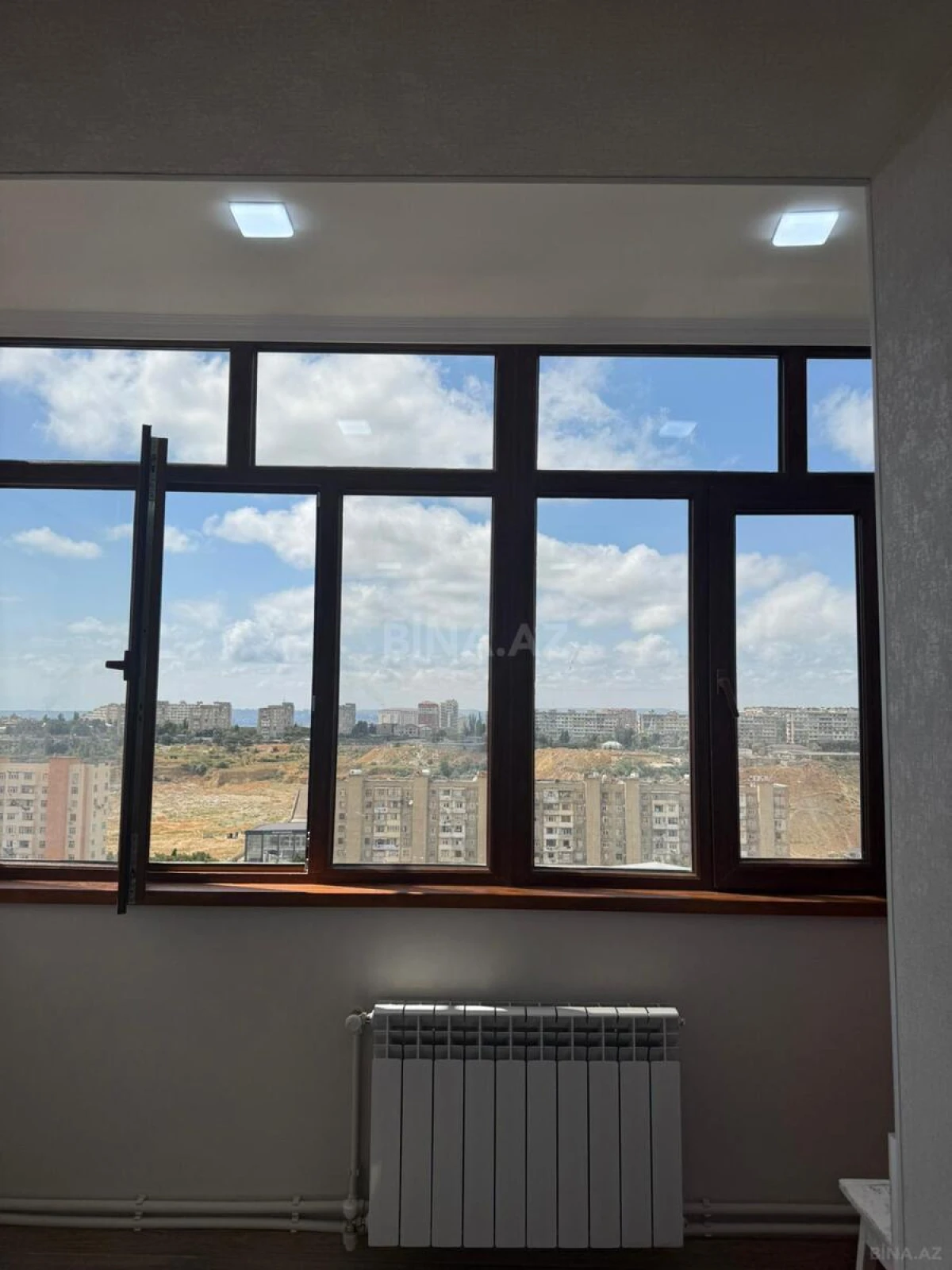 Satılır 3 otaqlı mənzil 75 m²