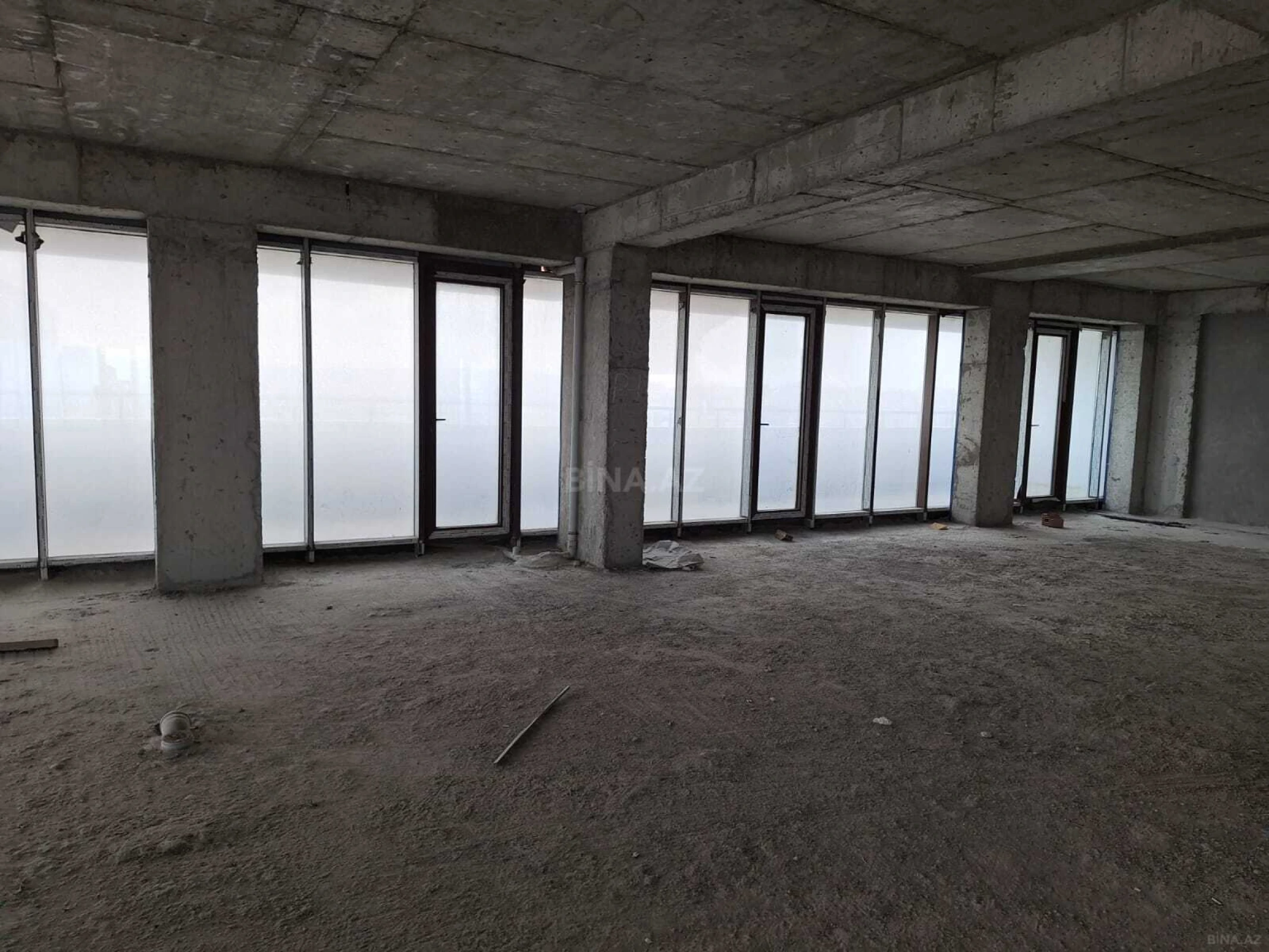 Satılır obyekt 766.33 m²