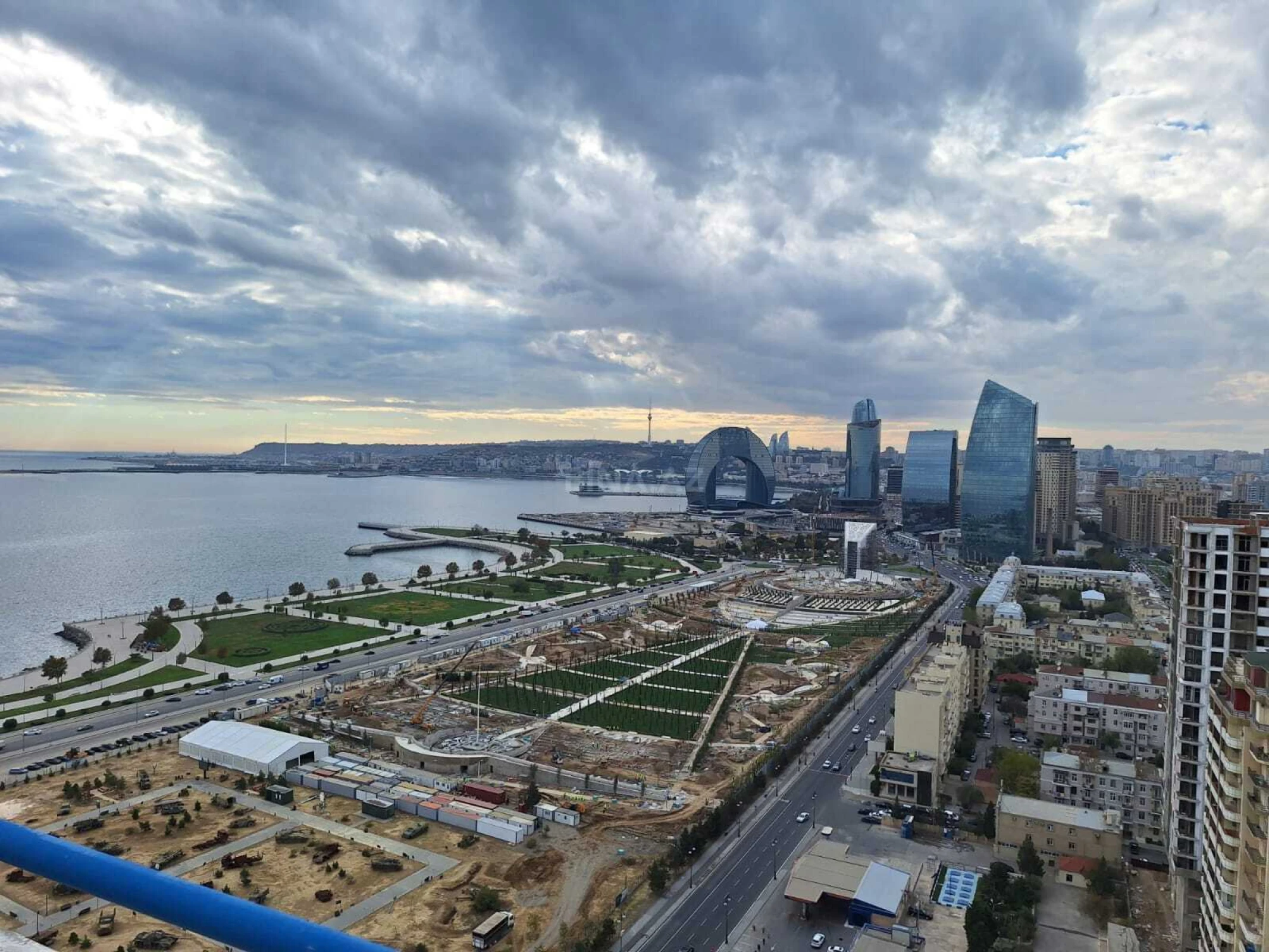 Satılır obyekt 766.33 m²