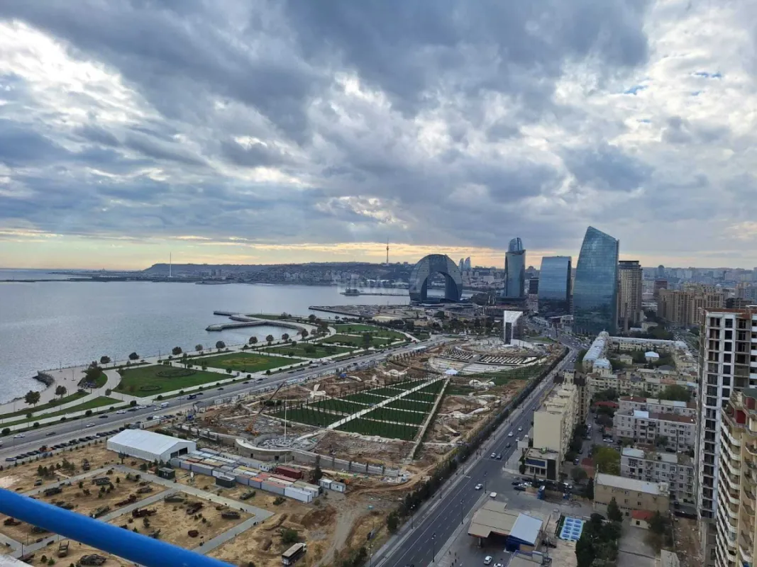 Satılır obyekt 766.33 m²