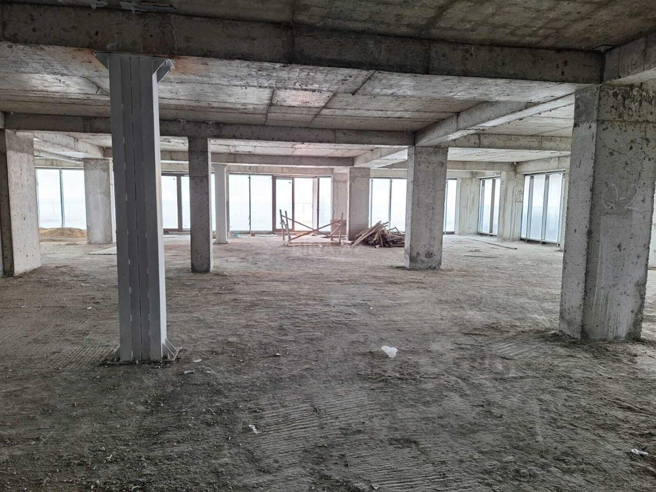Satılır obyekt 766.33 m²