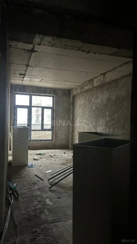 Satılır 2 otaqlı mənzil 83 m²