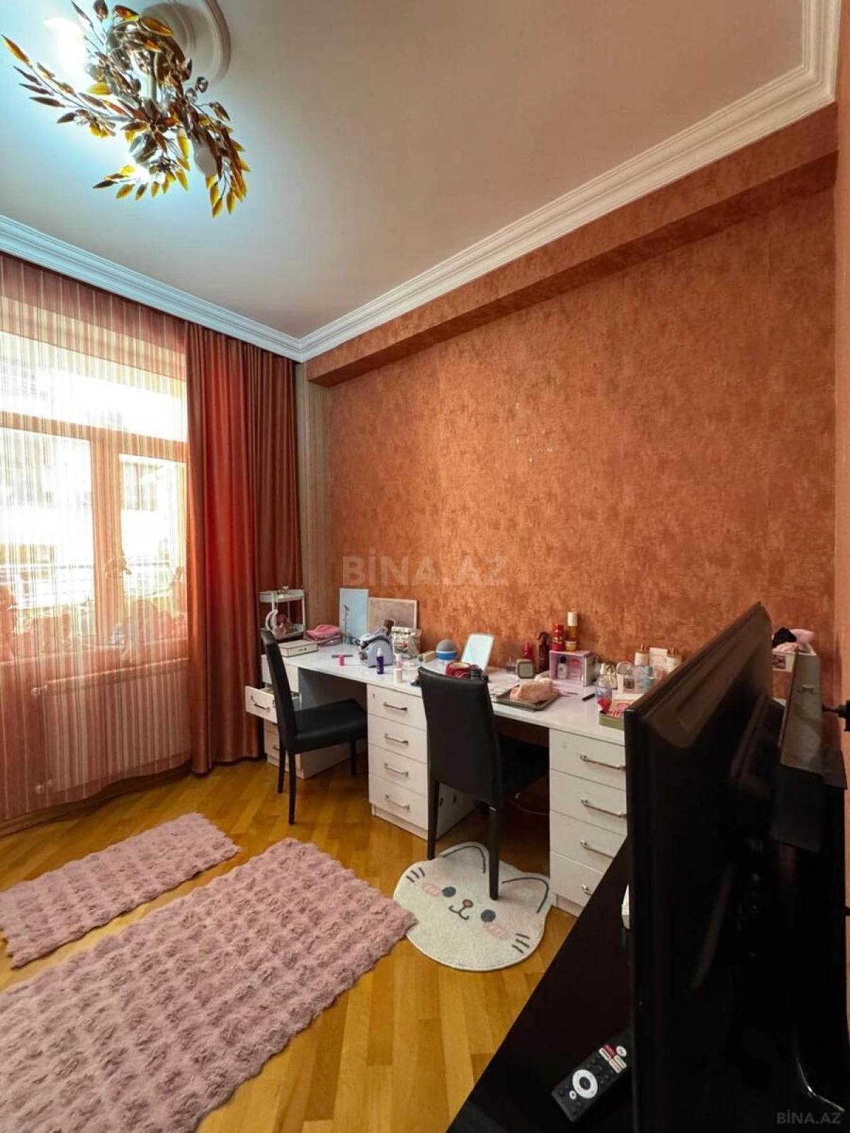 Satılır 3 otaqlı mənzil 125 m²