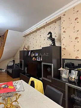 Satılır 3 otaqlı mənzil 125 m²
