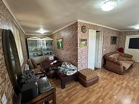 Satılır torpaq sahəsi 12 m²