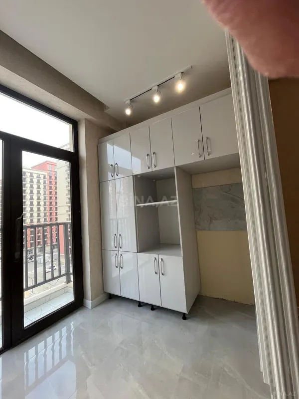 Satılır 2 otaqlı mənzil 65 m²