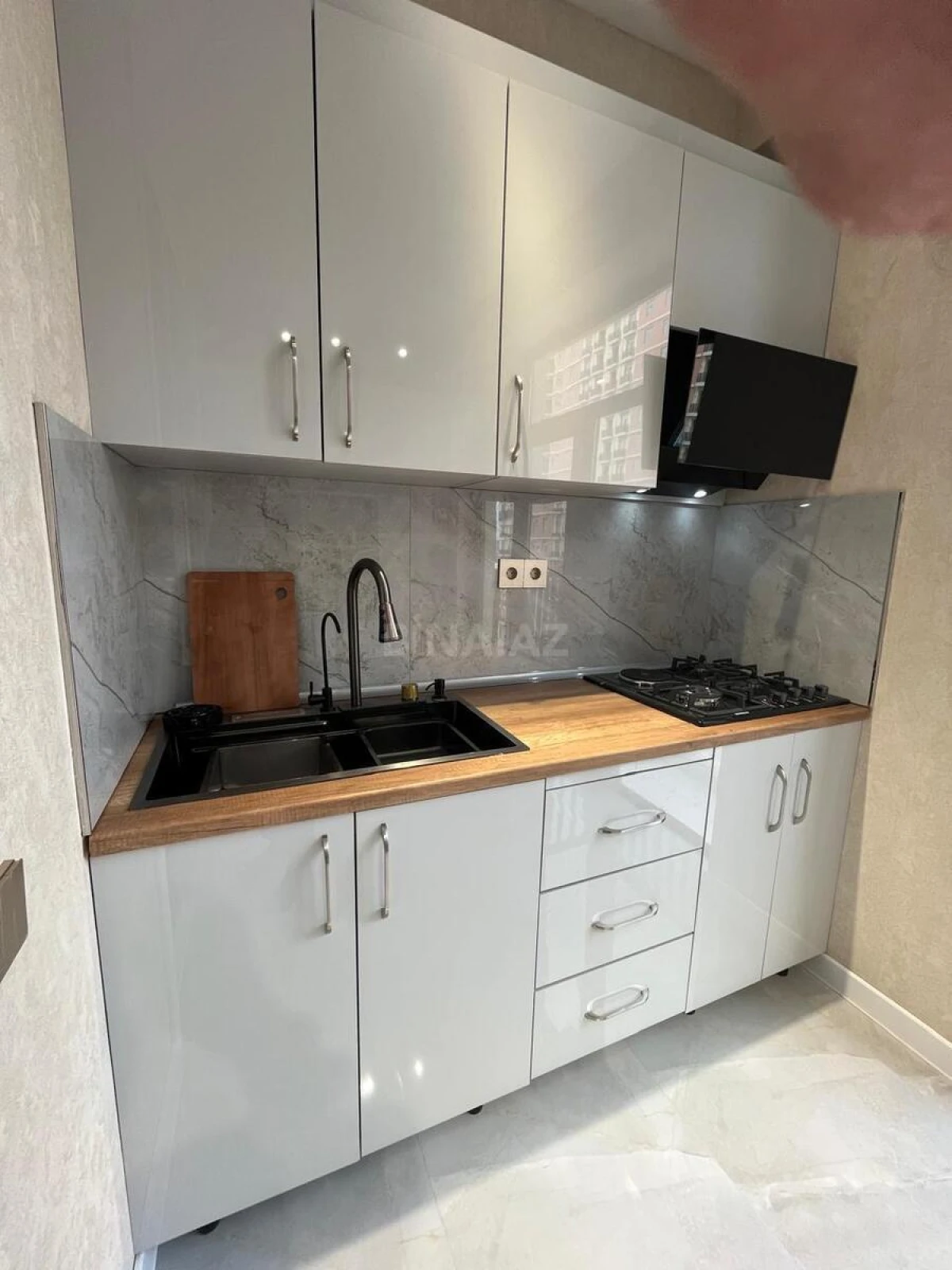 Satılır 2 otaqlı mənzil 65 m²