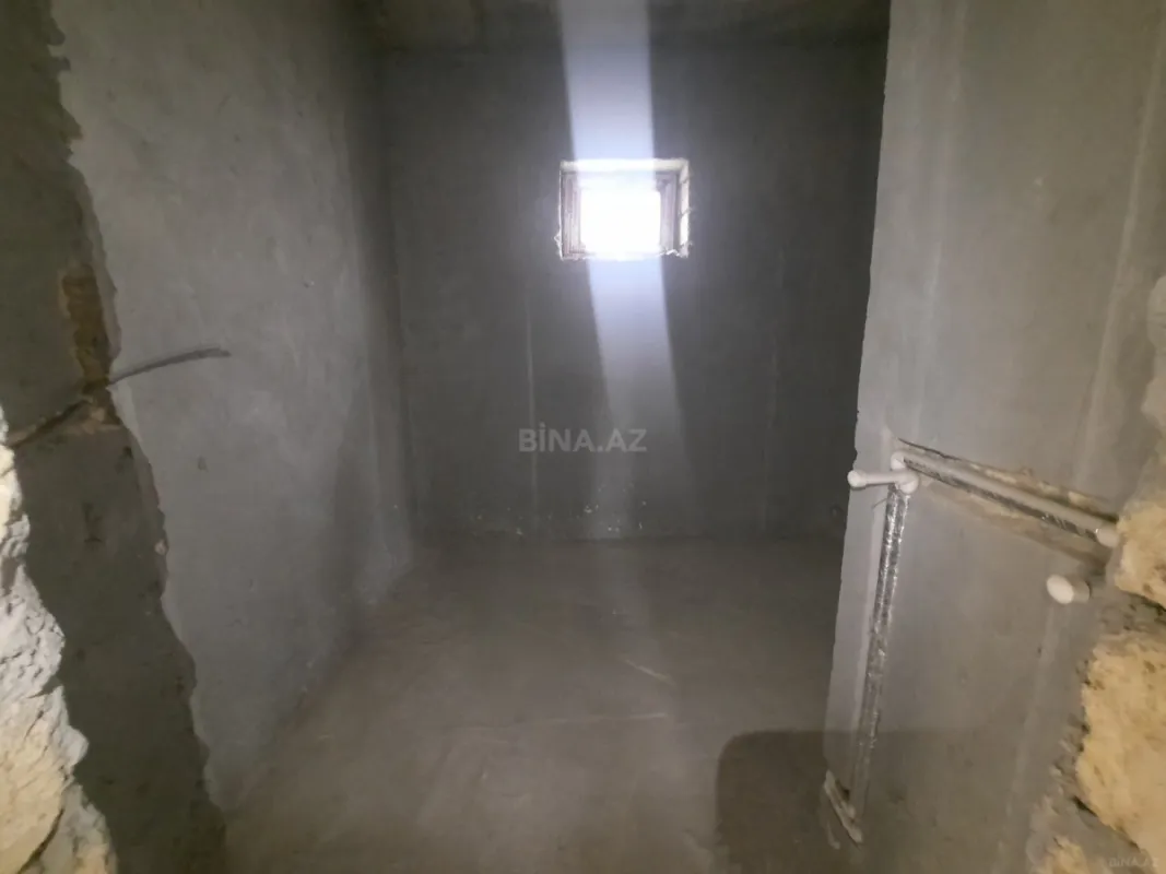 Satılır 7 otaqlı həyət evi 330 m²