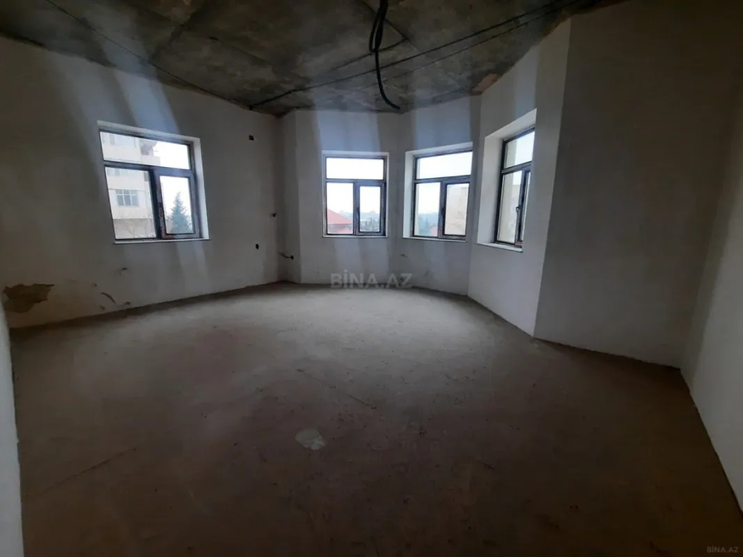 Satılır 7 otaqlı həyət evi 330 m²