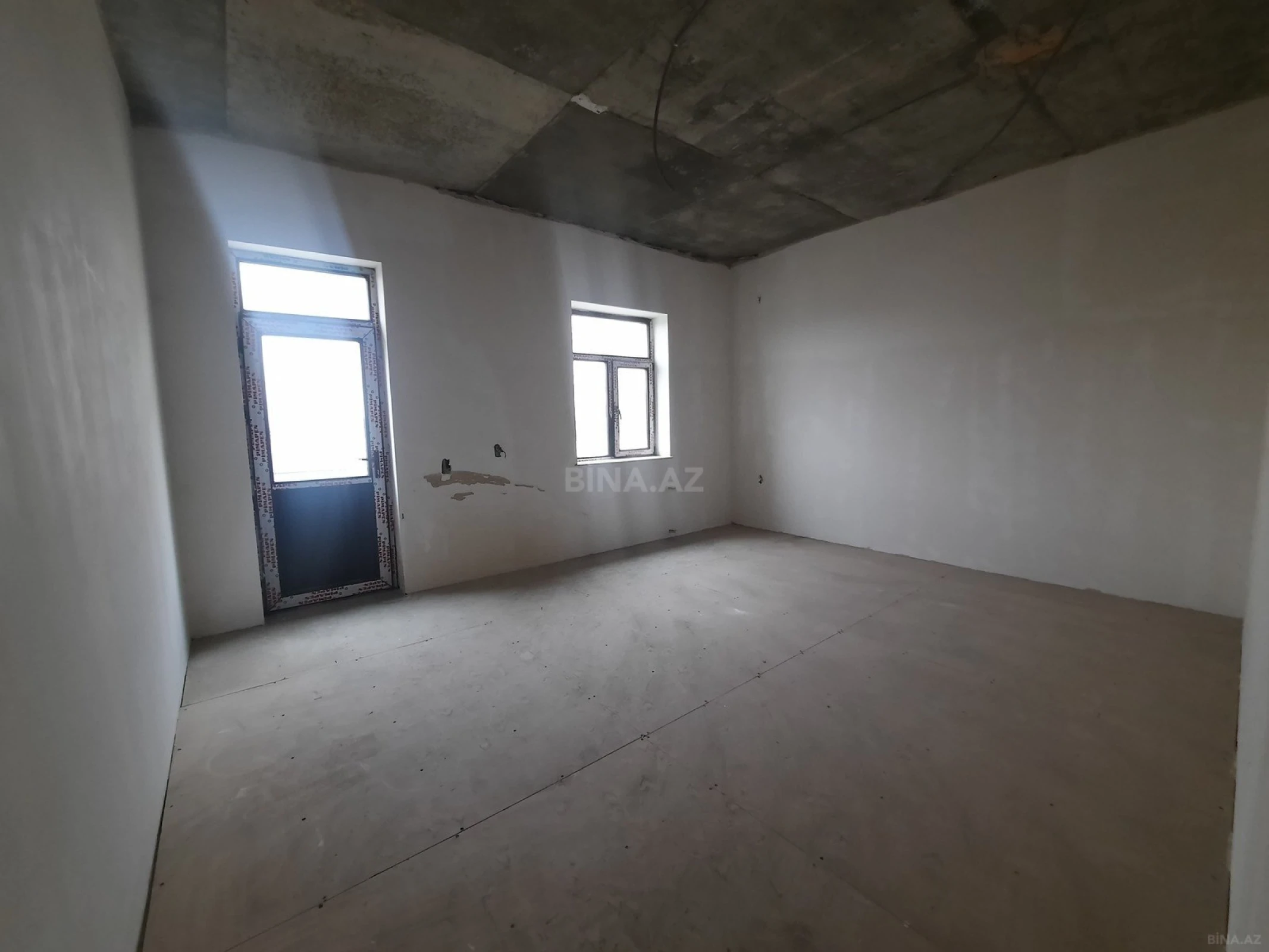 Satılır 7 otaqlı həyət evi 330 m²