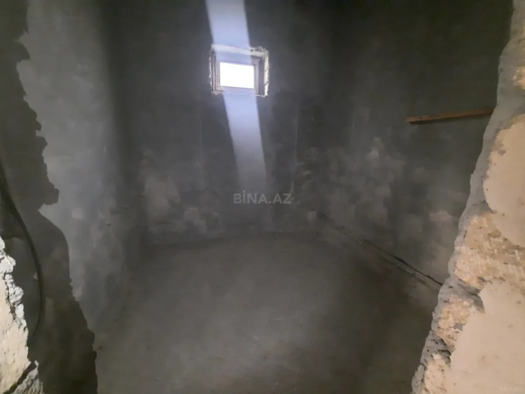 Satılır 7 otaqlı həyət evi 330 m²