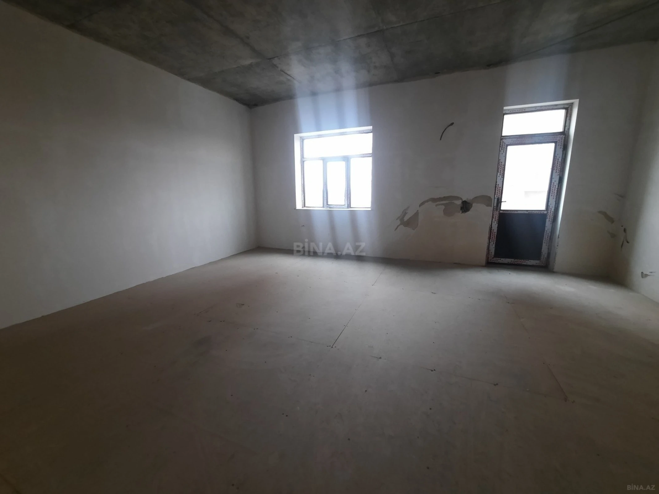 Satılır 7 otaqlı həyət evi 330 m²