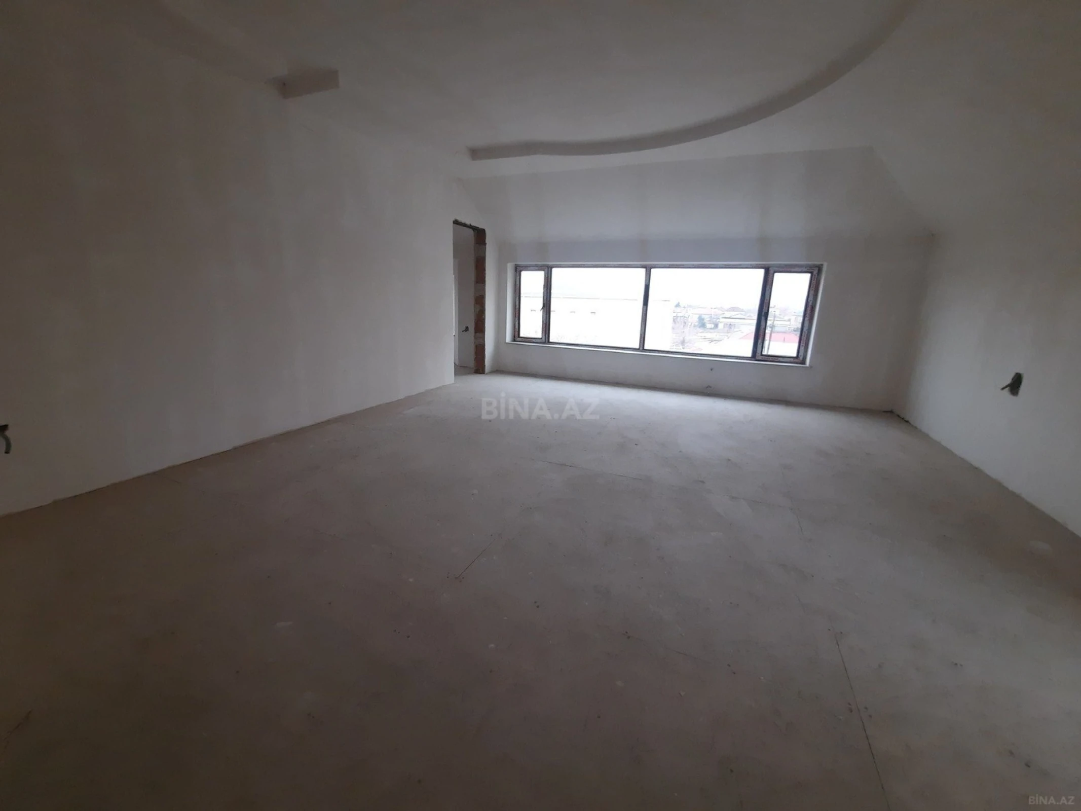 Satılır 7 otaqlı həyət evi 330 m²