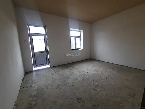 Satılır 5 otaqlı həyət evi 200 m²