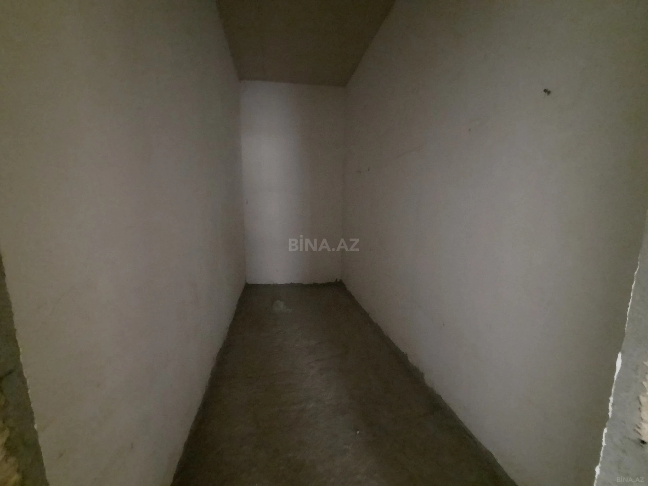 Satılır 5 otaqlı həyət evi 200 m²