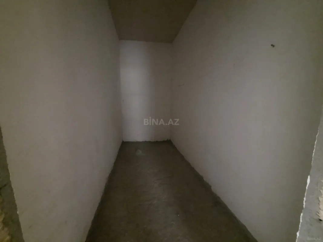 Satılır 5 otaqlı həyət evi 200 m²