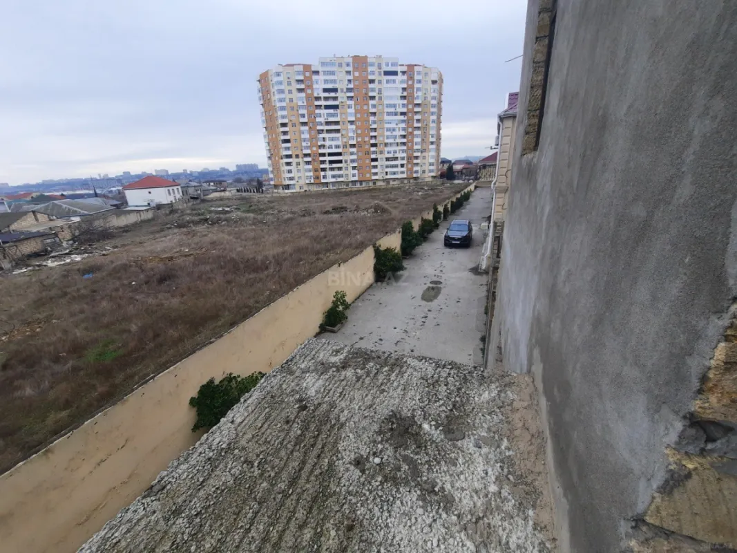 Satılır 5 otaqlı həyət evi 200 m²