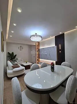 Satılır 3 otaqlı mənzil 135 m²