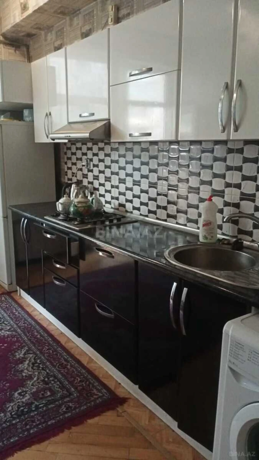 Satılır 3 otaqlı mənzil 98 m²