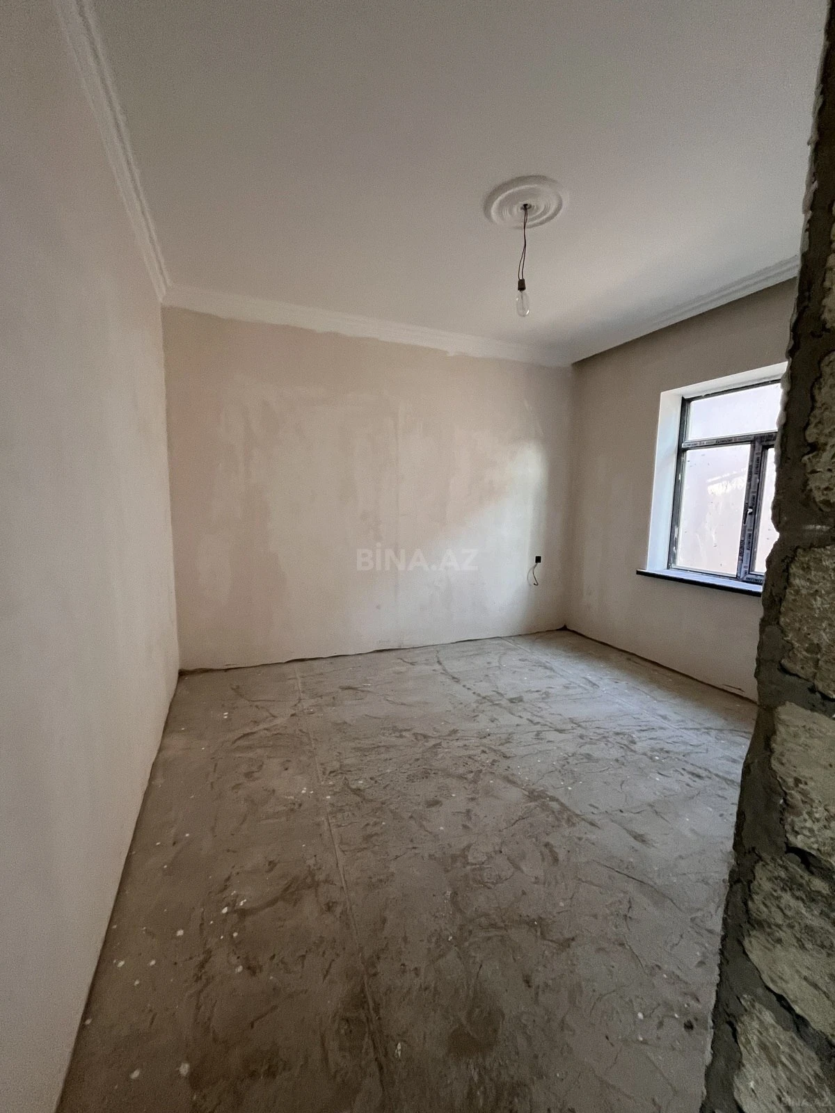 Satılır 5 otaqlı həyət evi 200 m²