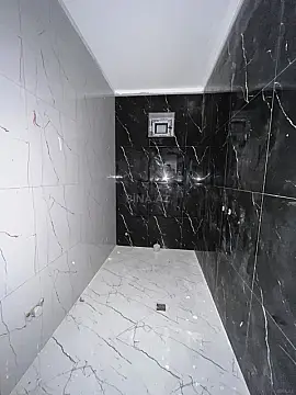 Satılır 5 otaqlı həyət evi 200 m²