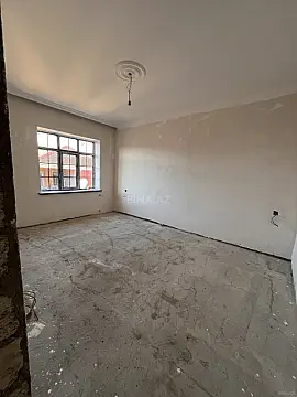 Satılır 5 otaqlı həyət evi 200 m²