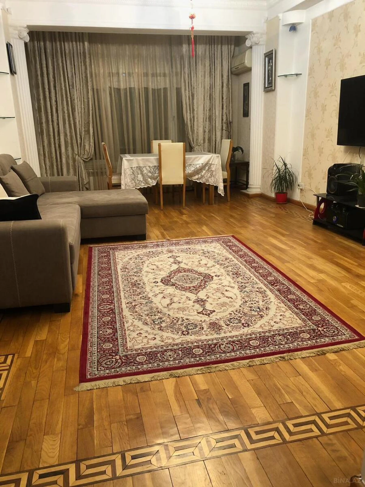 Kirayə verilir 2 otaqlı mənzil 60 m²