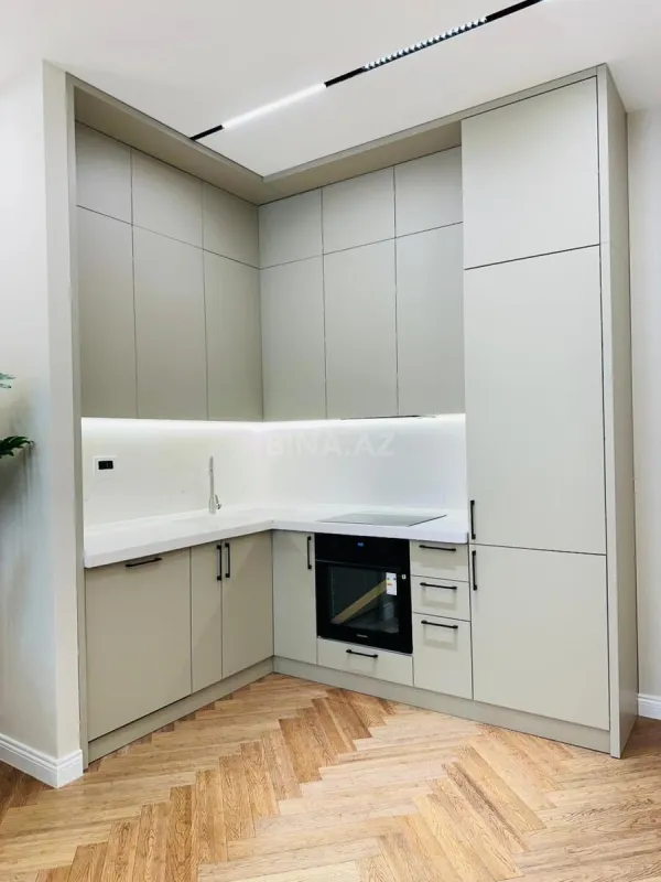 Satılır 2 otaqlı mənzil 68 m²