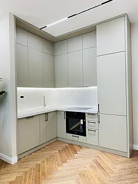Satılır 2 otaqlı mənzil 68 m²