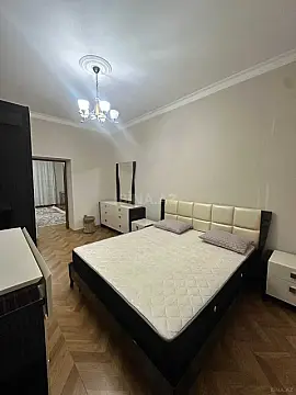 Kirayə verilir 3 otaqlı mənzil 105 m²