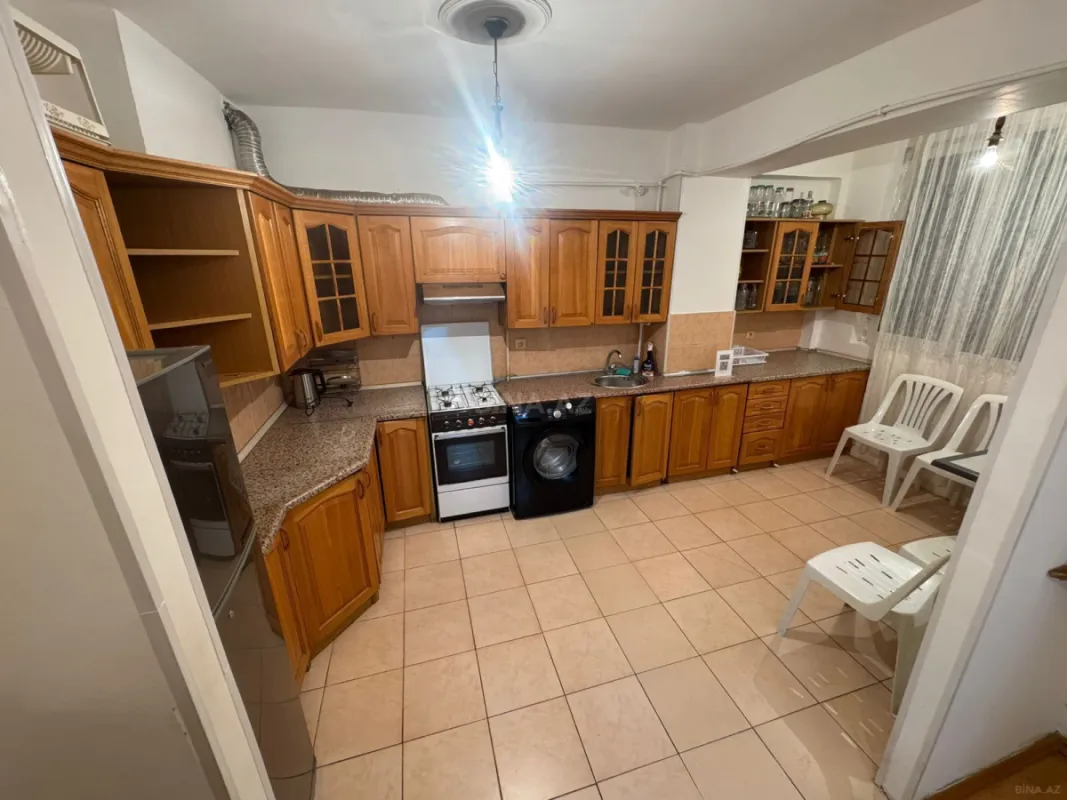 Kirayə verilir 3 otaqlı mənzil 110 m²
