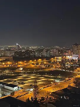 Satılır 4 otaqlı mənzil 141 m²