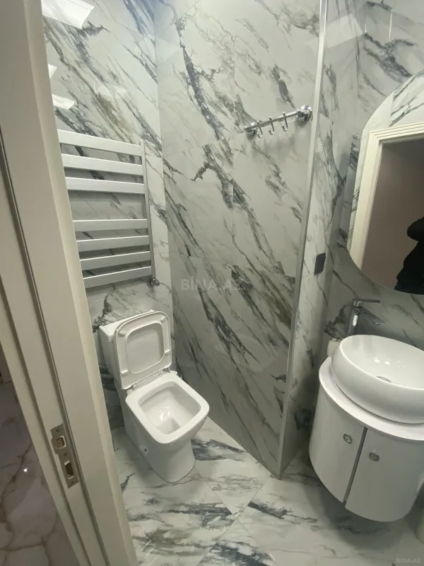 Kirayə verilir 2 otaqlı mənzil 90 m²