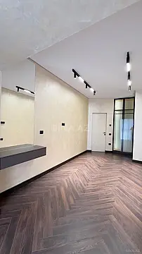 Satılır 2 otaqlı mənzil 70 m²