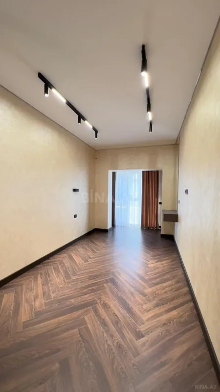 Satılır 2 otaqlı mənzil 70 m²