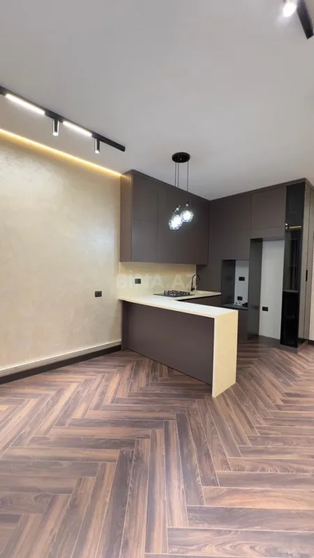 Satılır 2 otaqlı mənzil 70 m²
