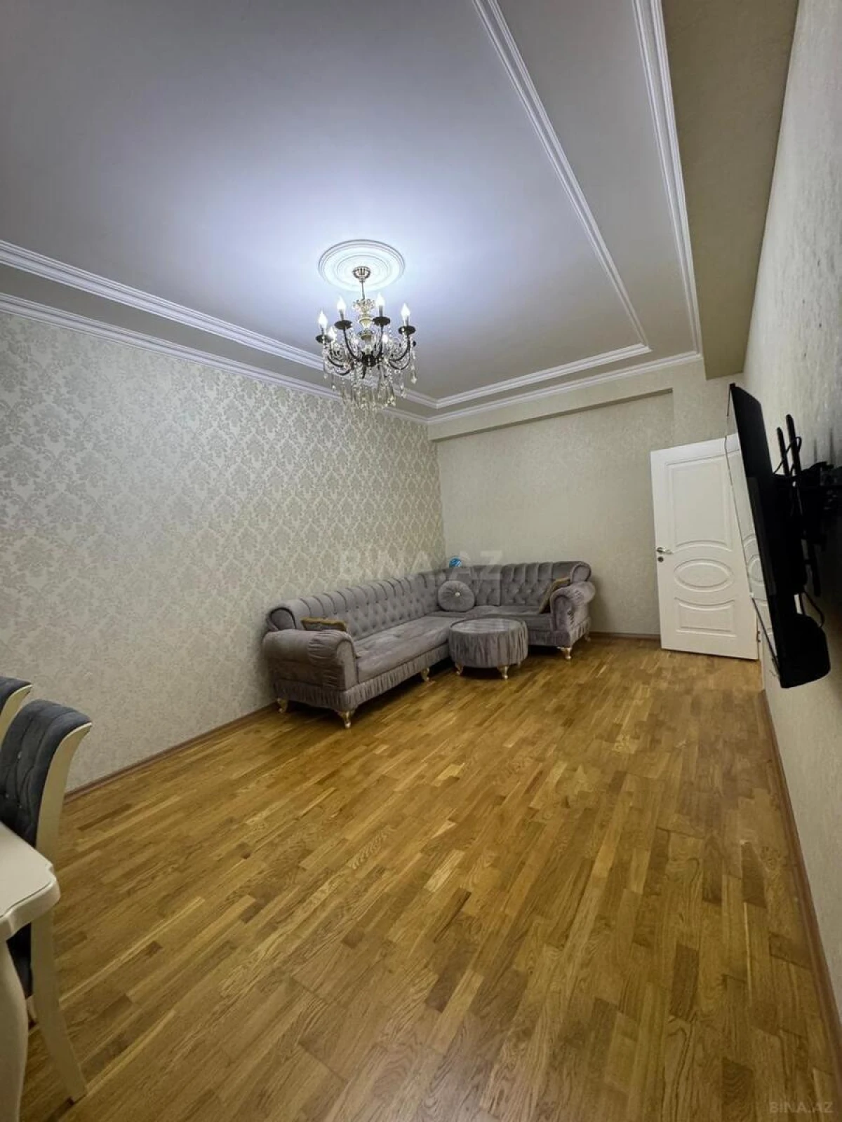Satılır 2 otaqlı mənzil 68 m²